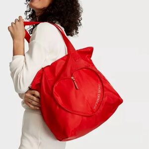 Victoria’s Secret Valentine's Day Red Heart Packable Tote Shoulder Bag NWT